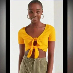 Urban Outfitters Tessa Tie Front Crop Top Size Large